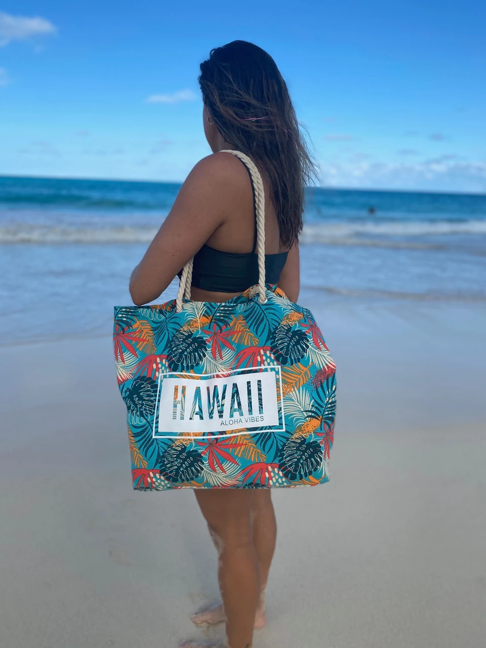 ROBIN RUTH® Rope Handle Tote Bag: Pink Hibiscus - Image 2